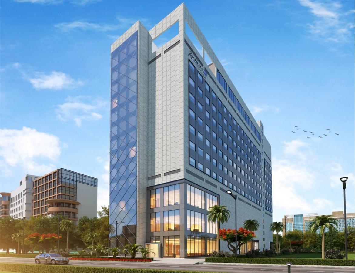 Radisson Blu Towers Kaushambi Delhi Ncr Hotell Ghaziabad Eksteriør bilde The hotel's rendering