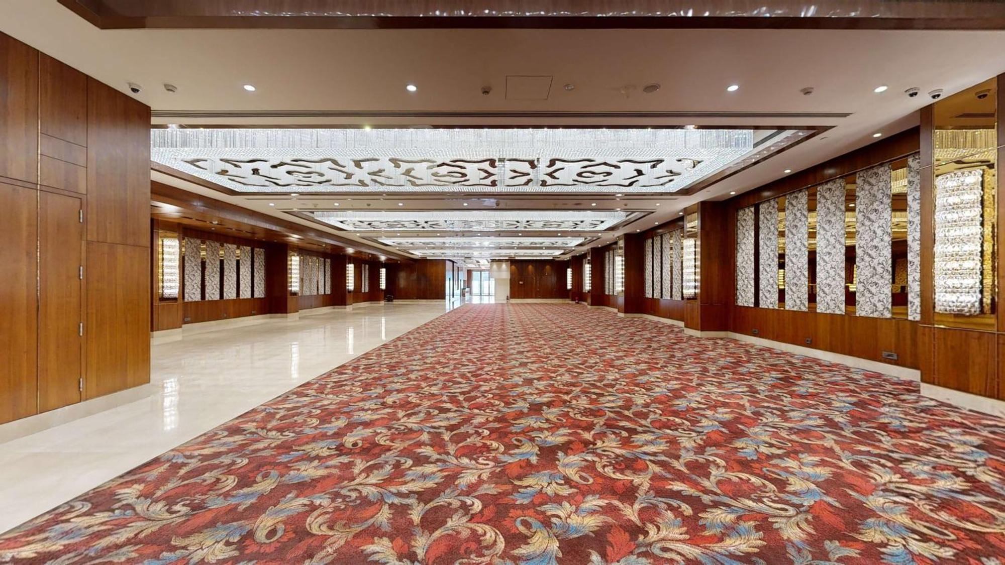 Radisson Blu Towers Kaushambi Delhi Ncr Hotell Ghaziabad Eksteriør bilde The interior of the National Museum of Malaysia
